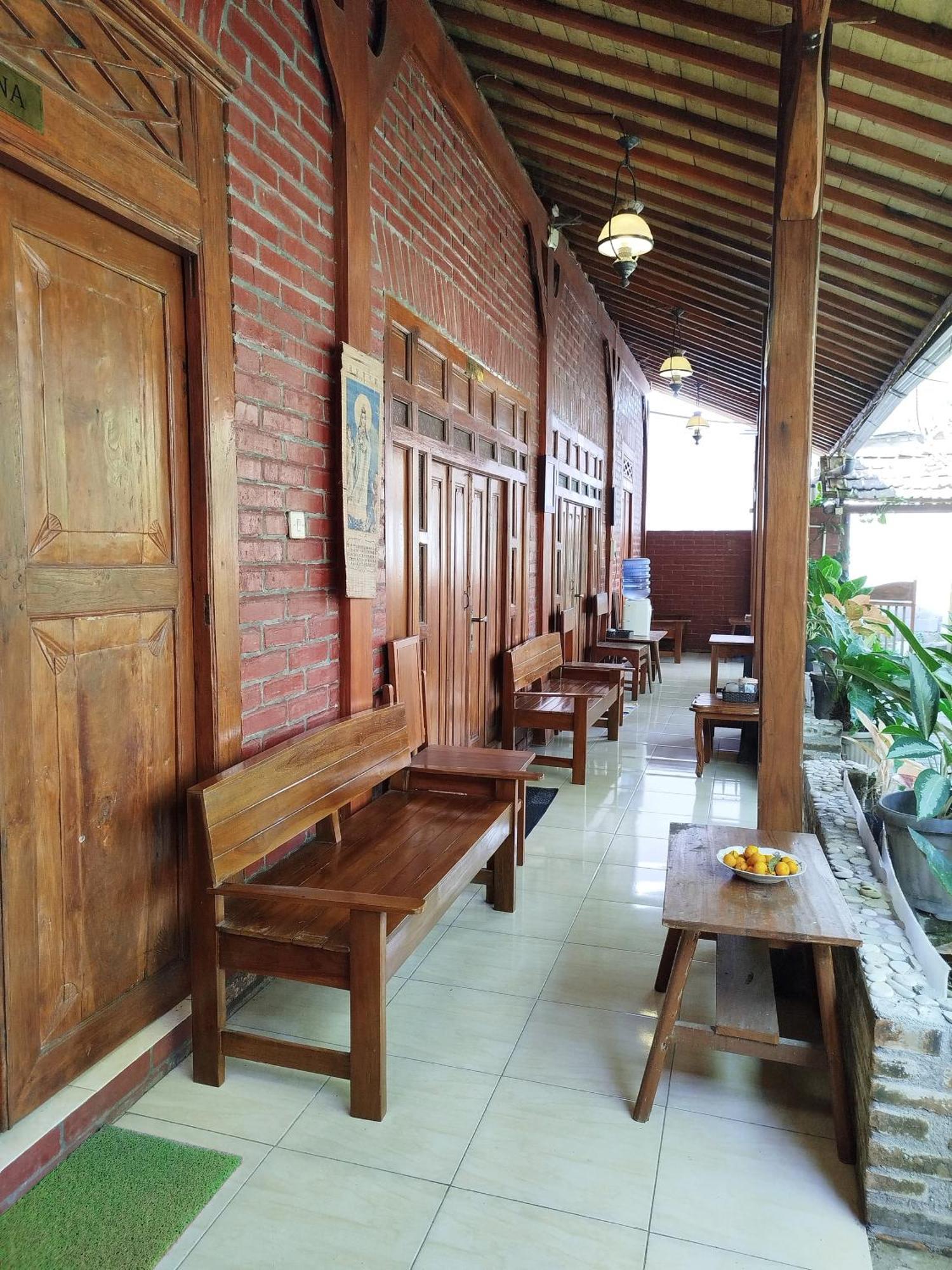 Dapur Ethnic Homestay Бантул Екстер'єр фото